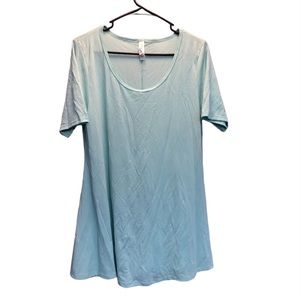 LuLaRoe Perfect T. Medium, light blue.